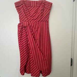 Women's sleeveless dress (with removable spaghetti straps)